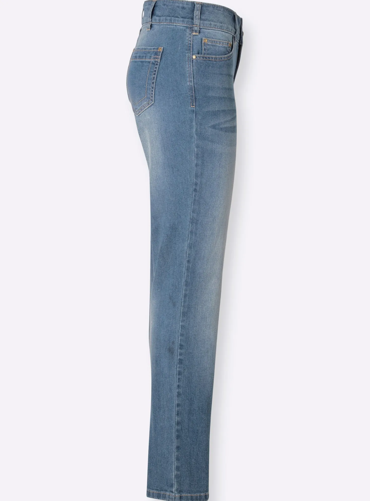Jeans mit Nieten an den Taschen