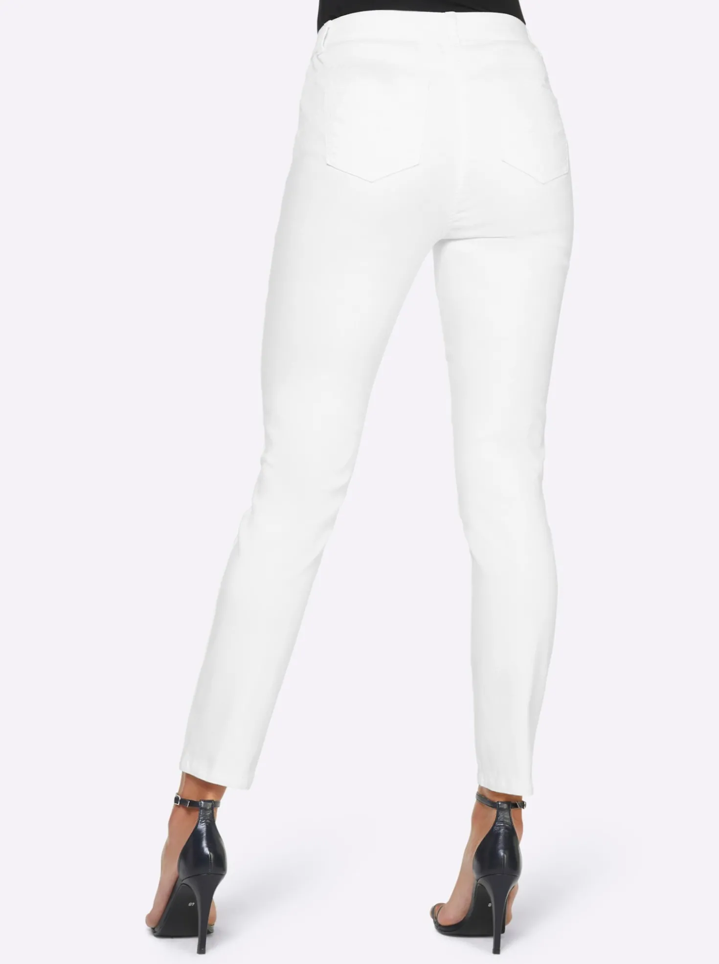 7/8-Jeans mit Push-up-Effekt