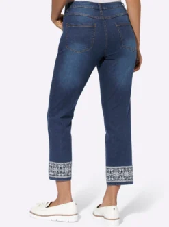 7/8-Jeans mit Stickerei am Beinabschluss