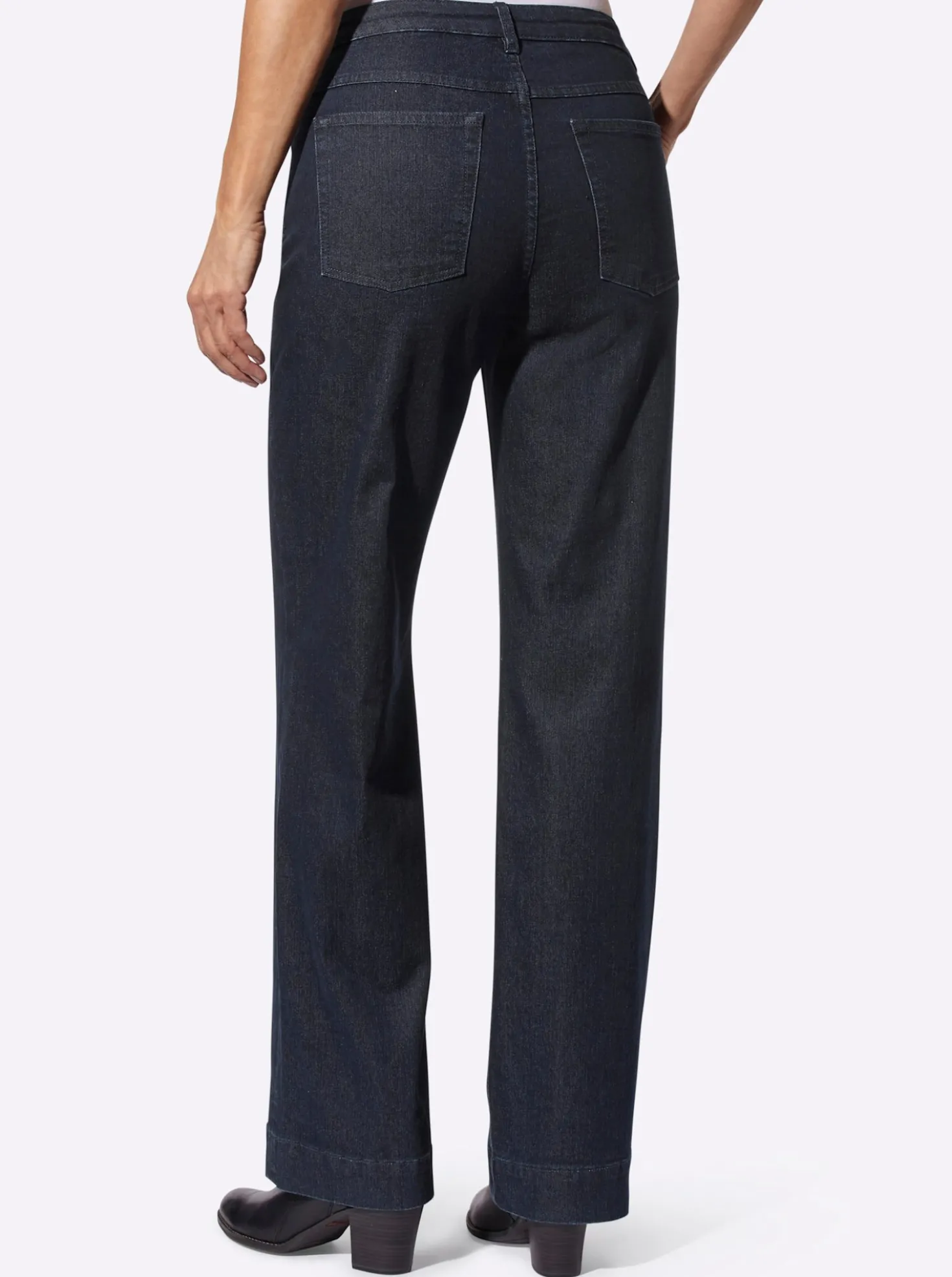 Jeans mit weitem Bein