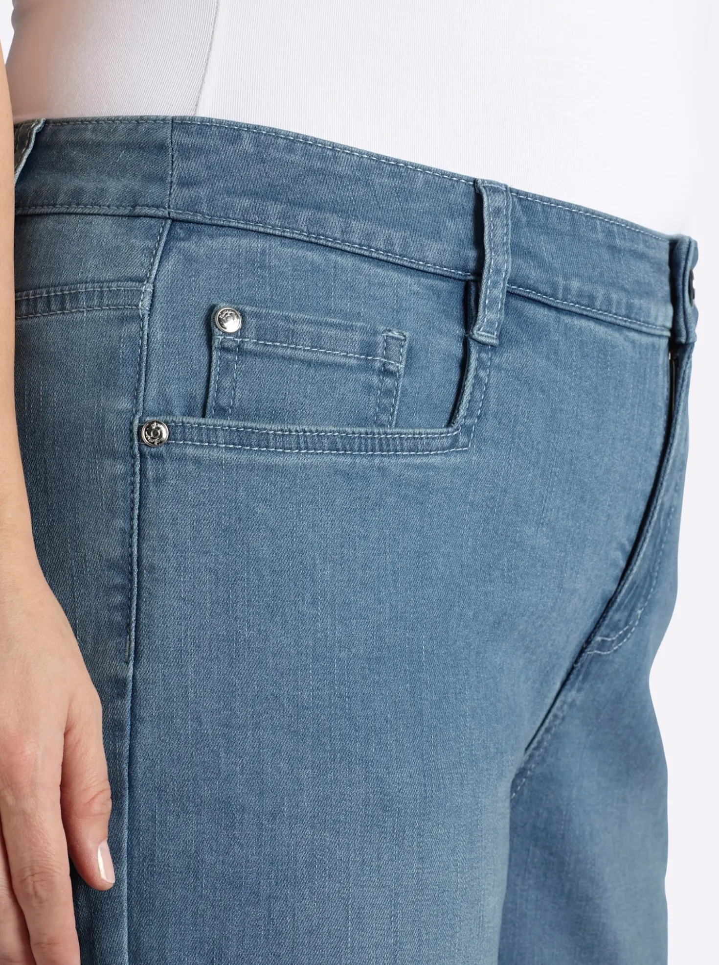 7/8-Jeans mit weitem Bein