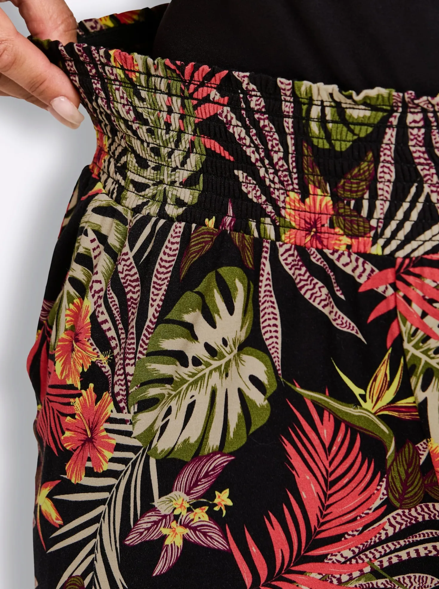 Jerseyhose in kurzer, weiter Form