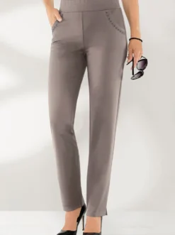 Jerseyhose mit Ziersteinchen an den Taschen