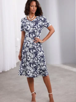 Jerseykleid in leicht ausgestellter Form