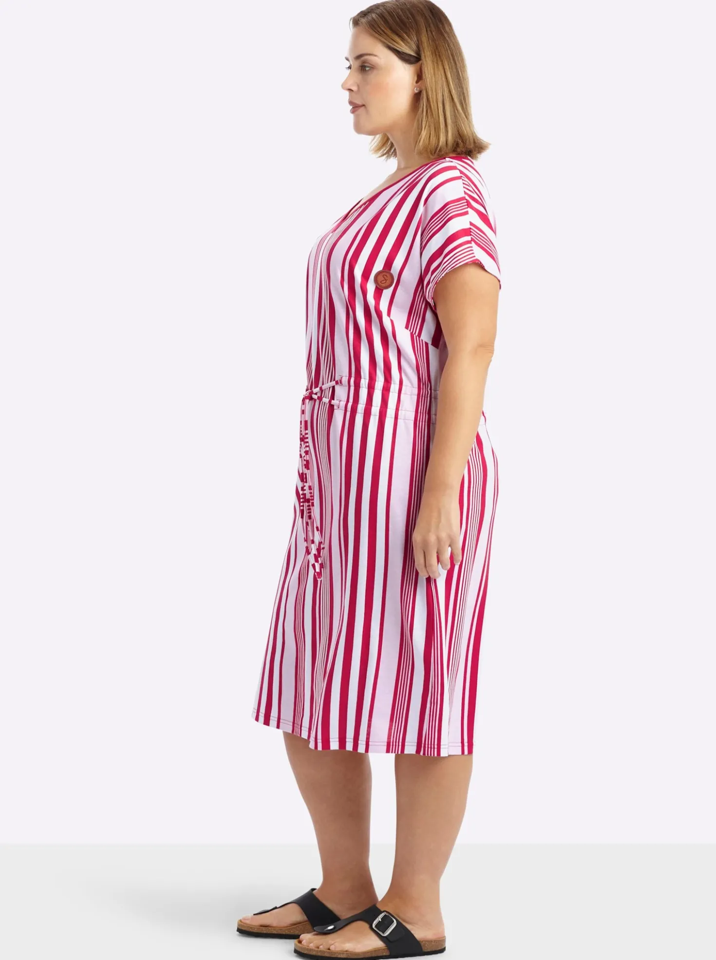 Jerseykleid mit Streifenmuster und Bindeband