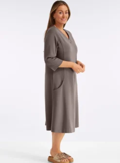 Jerseykleid mit Teilungsnähten