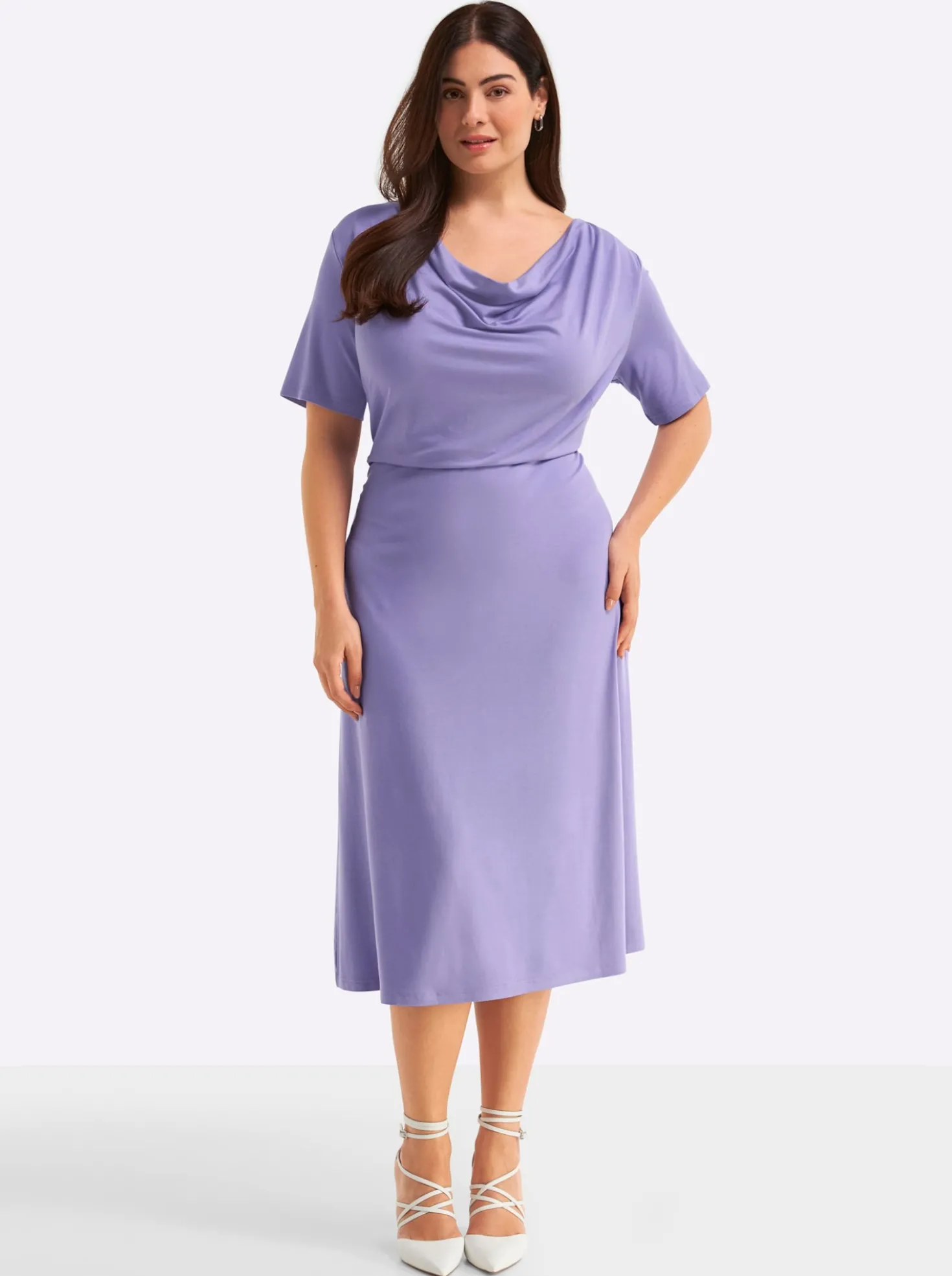 Jerseykleid mit Wasserfall-Ausschnitt
