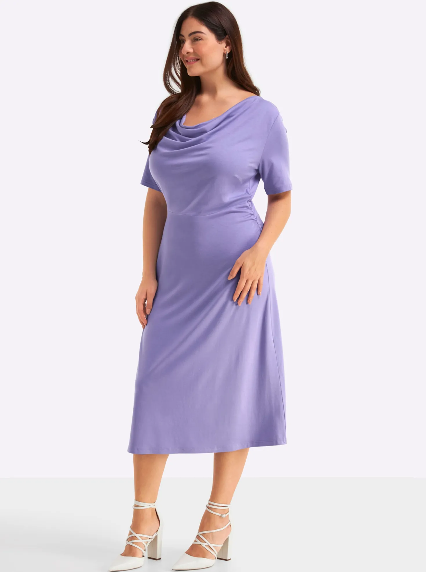 Jerseykleid mit Wasserfall-Ausschnitt