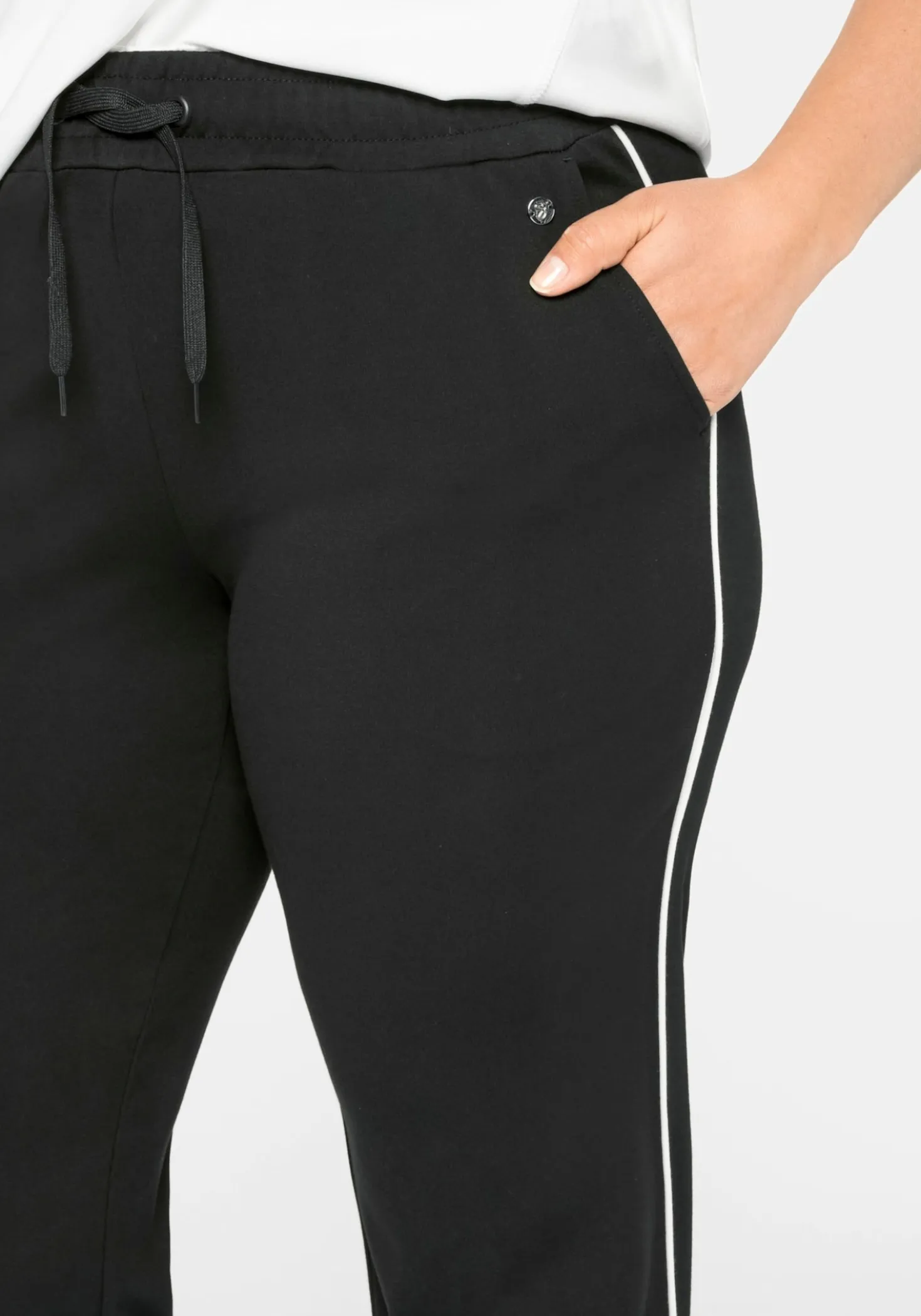 Jogginghose mit Kontrastpaspel