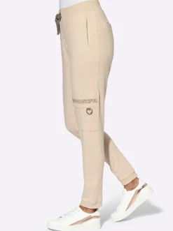 Jogg Pants mit Ripp-Abschlüssen