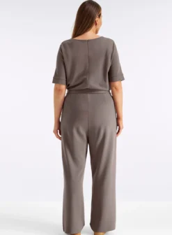Jumpsuit mit Bindegürtel