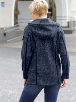 Kapuzenfleecejacke mit Umlegekragen