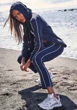 Kapuzensweatjacke