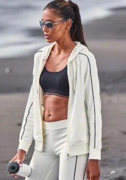 Kapuzensweatjacke