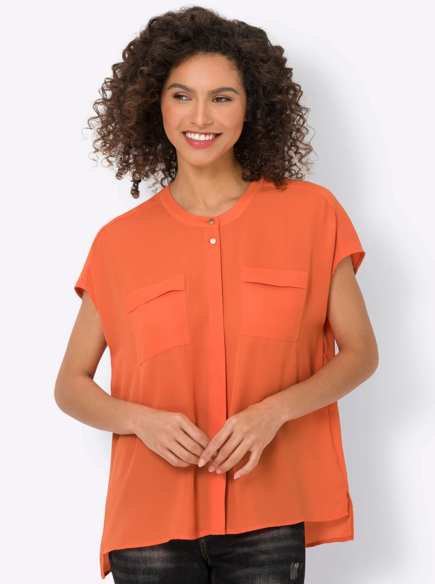 Kurzarm-Bluse in Oversize-Passform