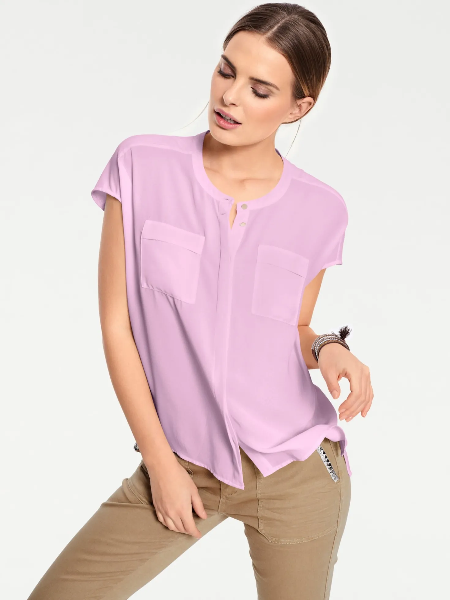 Kurzarm-Bluse in Oversize-Passform
