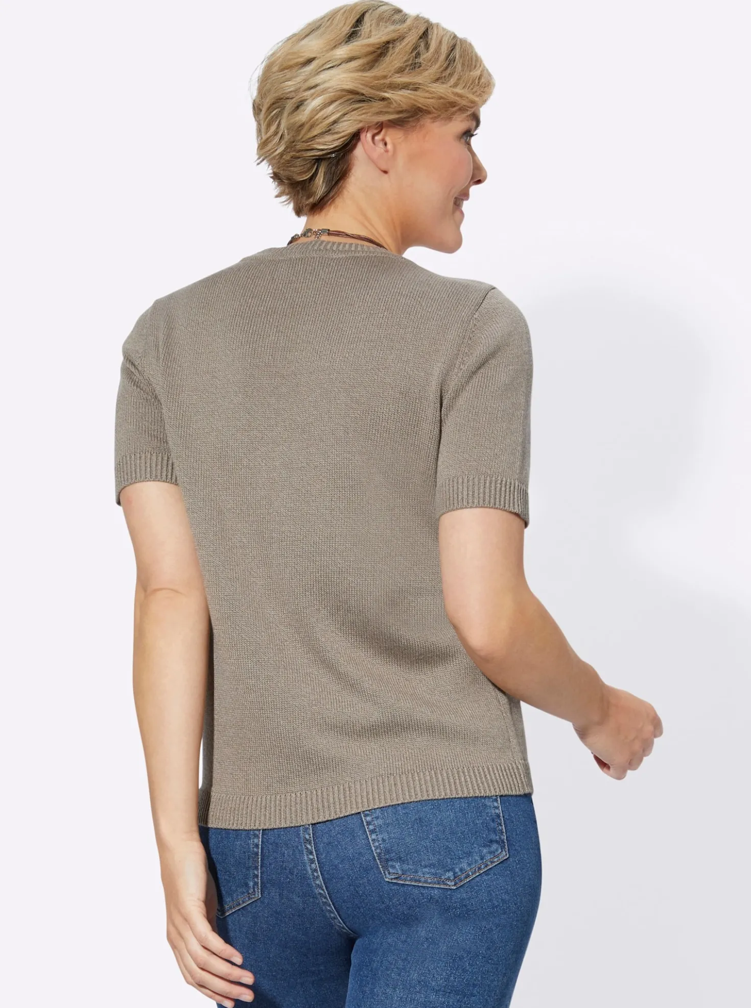 Kurzarmpullover mit Rippabschlüssen
