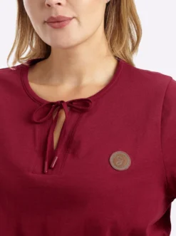 Kurzarmshirt mit Bindeband am Ausschnitt