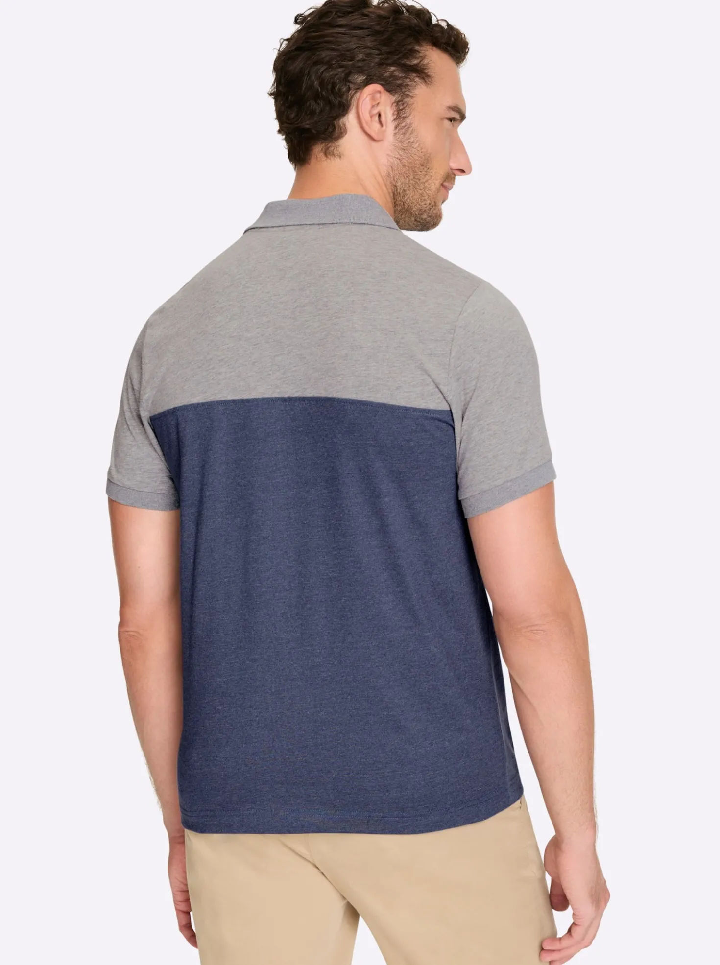 Kurzarmshirt mit Kontrast-Dessin