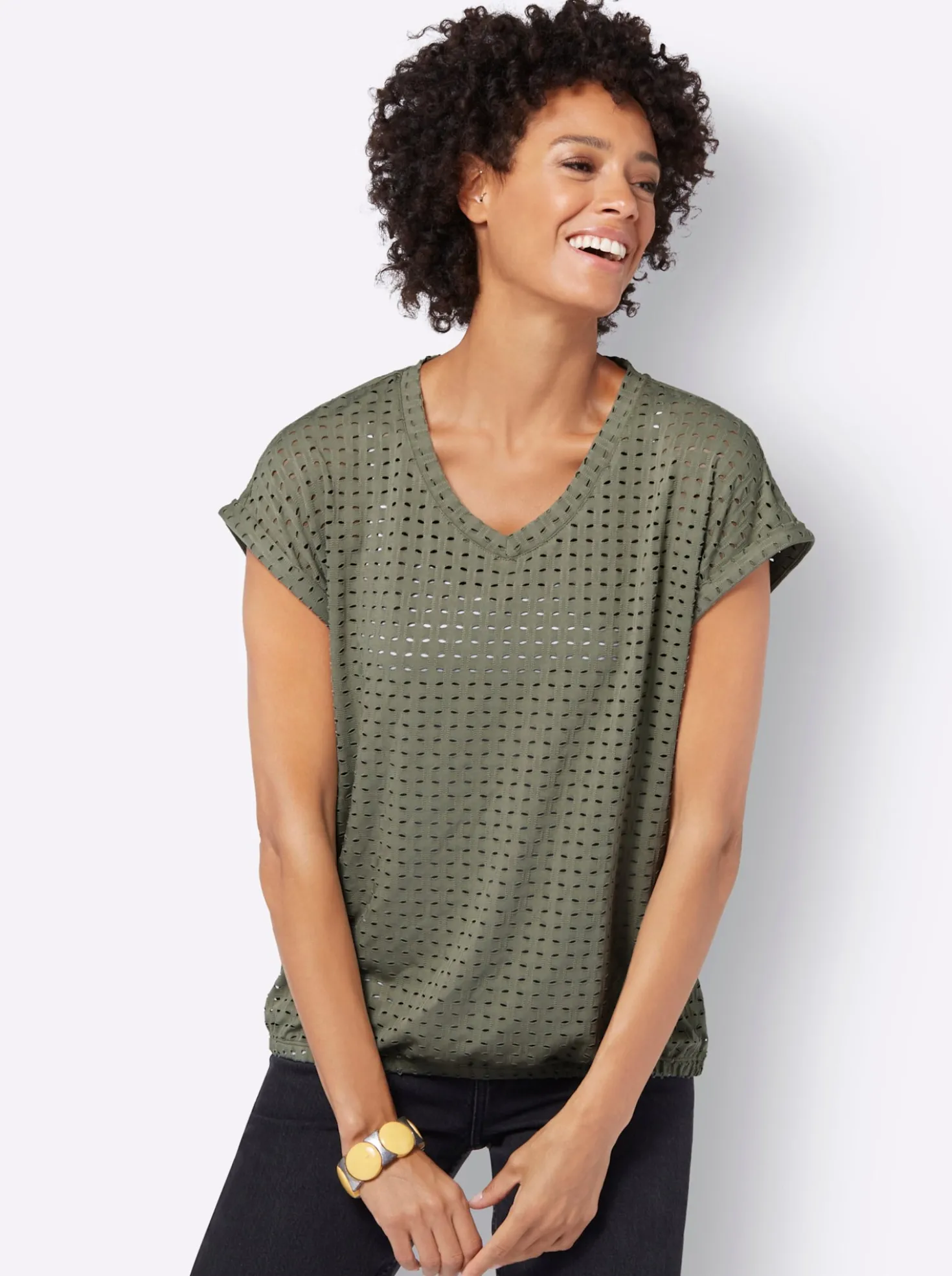 Kurzarmshirt mit Lochmuster