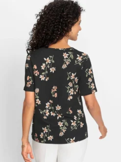 Kurzarmshirt mit Reißverschluss am Ausschnitt