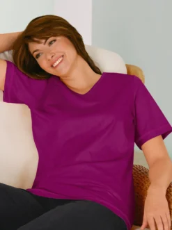 Kurzarmshirt mit Seitenschlitzen