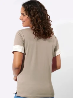 Kurzarmshirt mit silberfarbigen Details