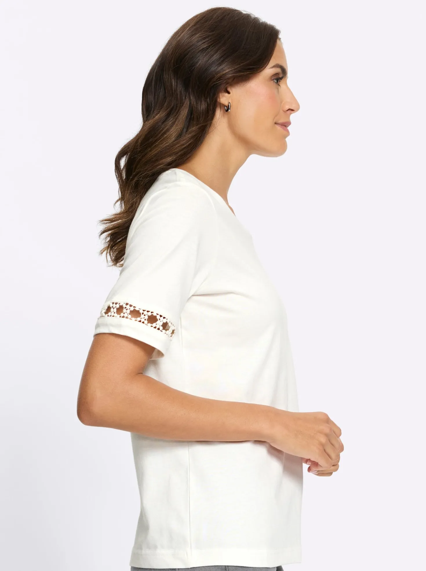 Kurzarmshirt mit Spitzenborte