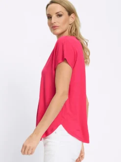 Kurzarmshirt mit V-Ausschnitt