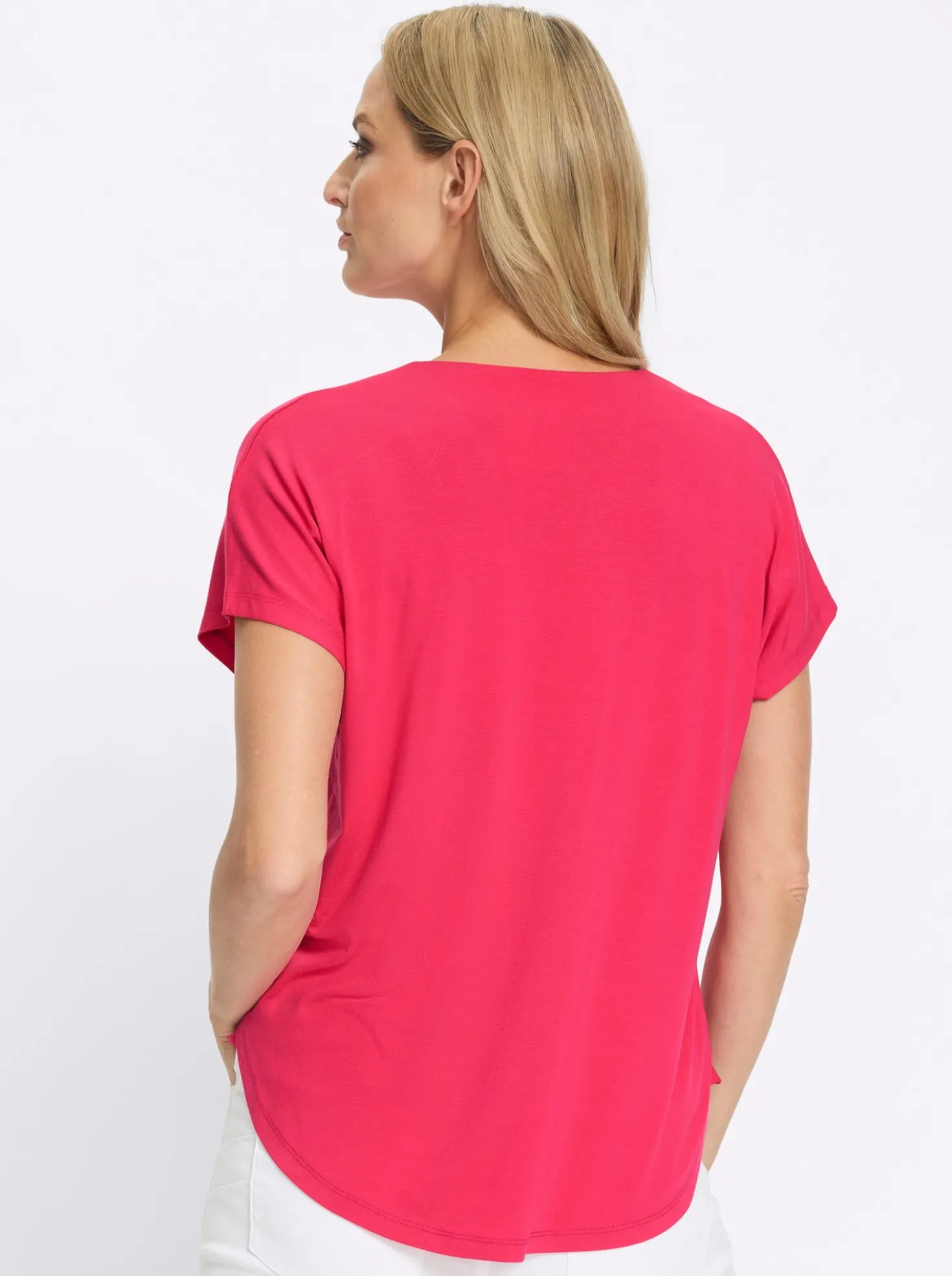 Kurzarmshirt mit V-Ausschnitt
