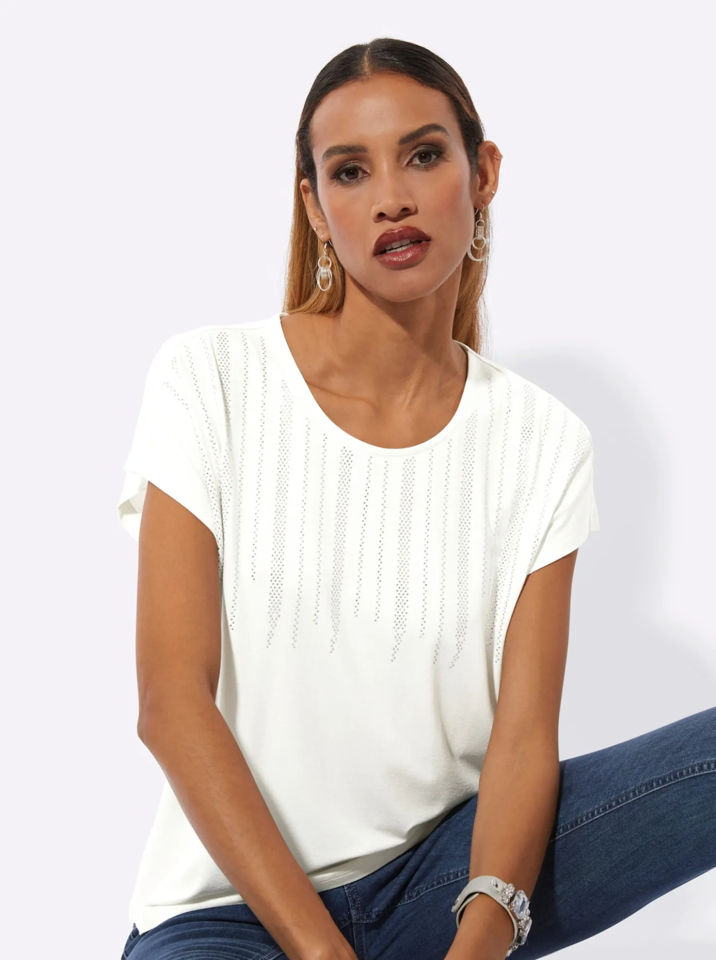 Kurzarmshirt mit Ziersteinchen