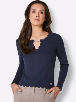 Langarm-Pullover mit abnehmbarer Spange