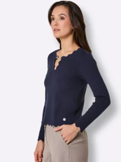 Langarm-Pullover mit abnehmbarer Spange