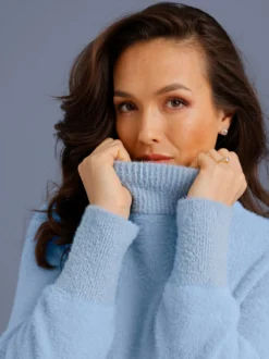 Langarm-Pullover mit Glanzgarn