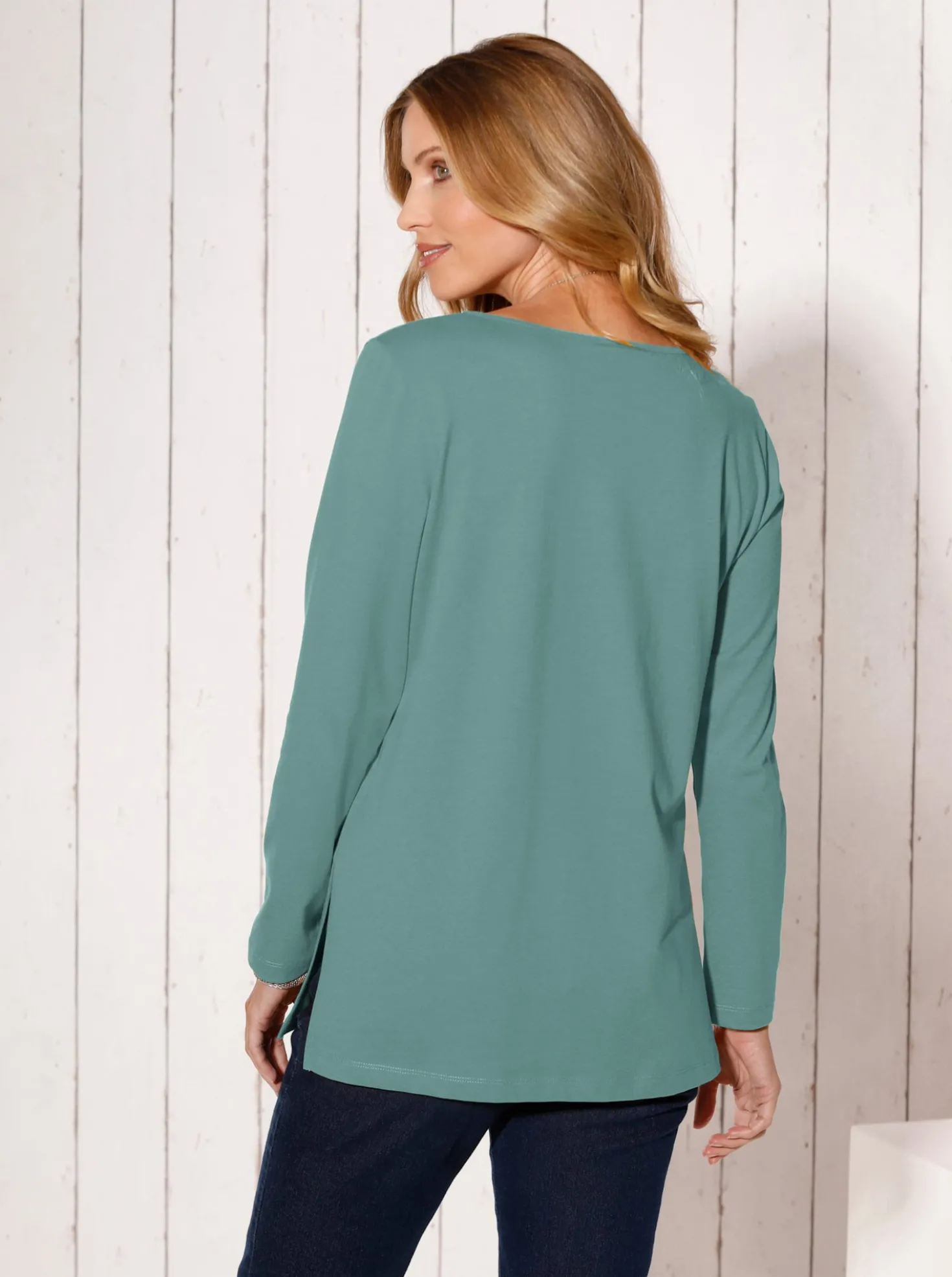 Langarmshirt mit hohen Seitenschlitzen