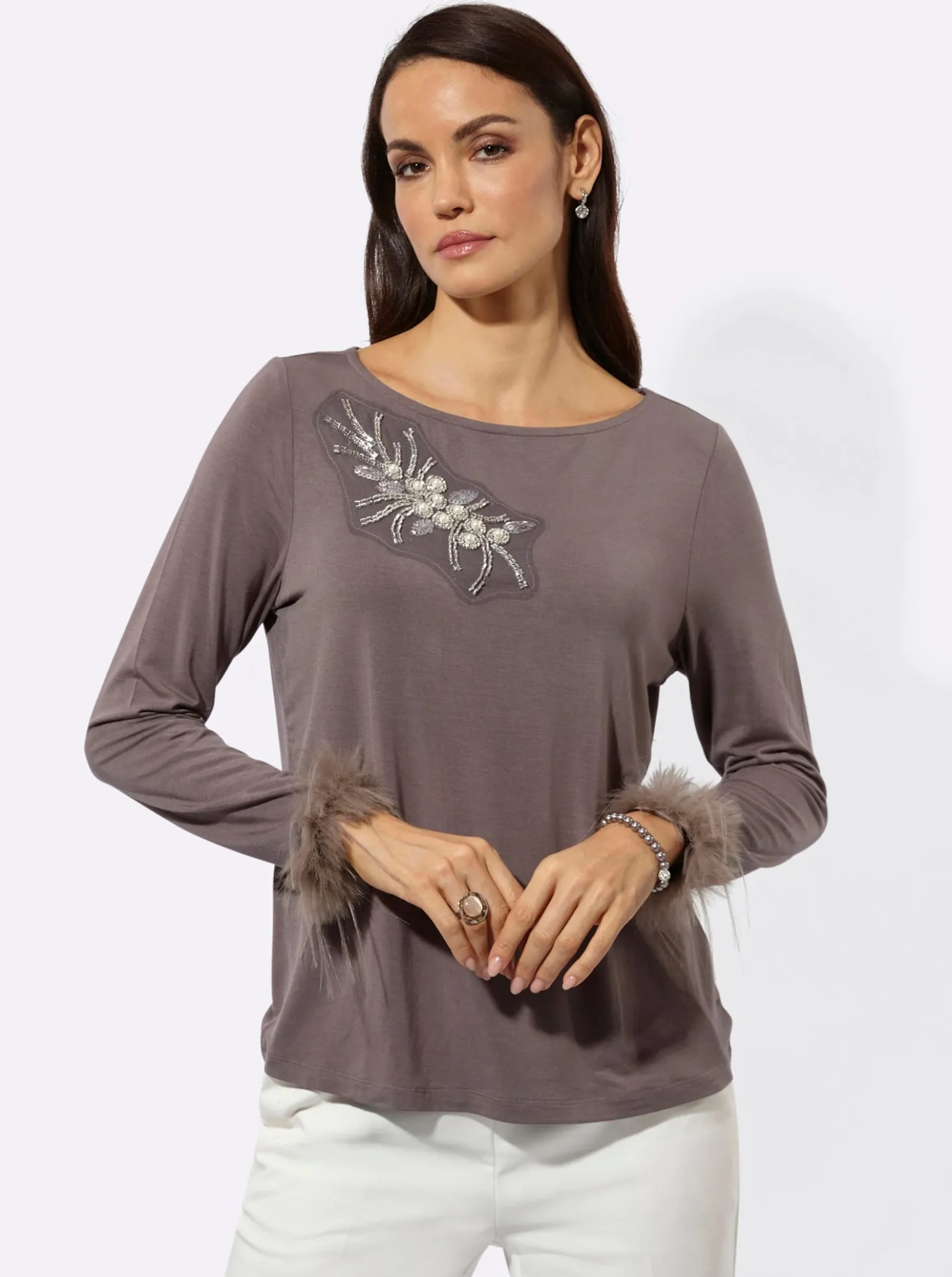Langarmshirt mit Pailletten und Ziersteinchen