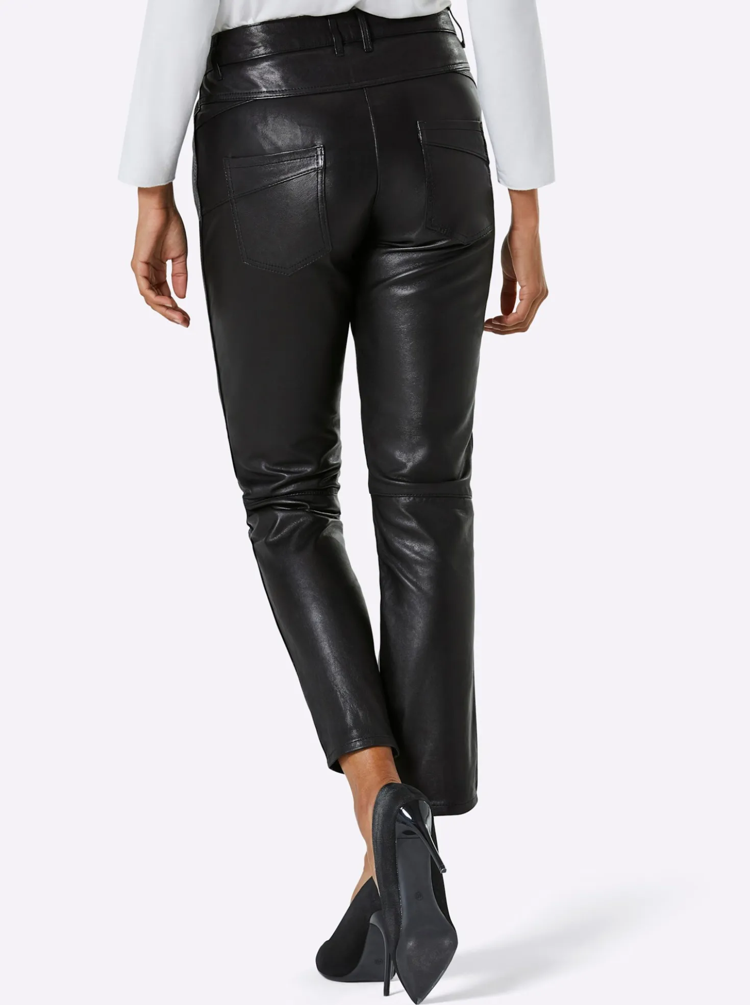 Lederhose mit Ziersteppung seitlich