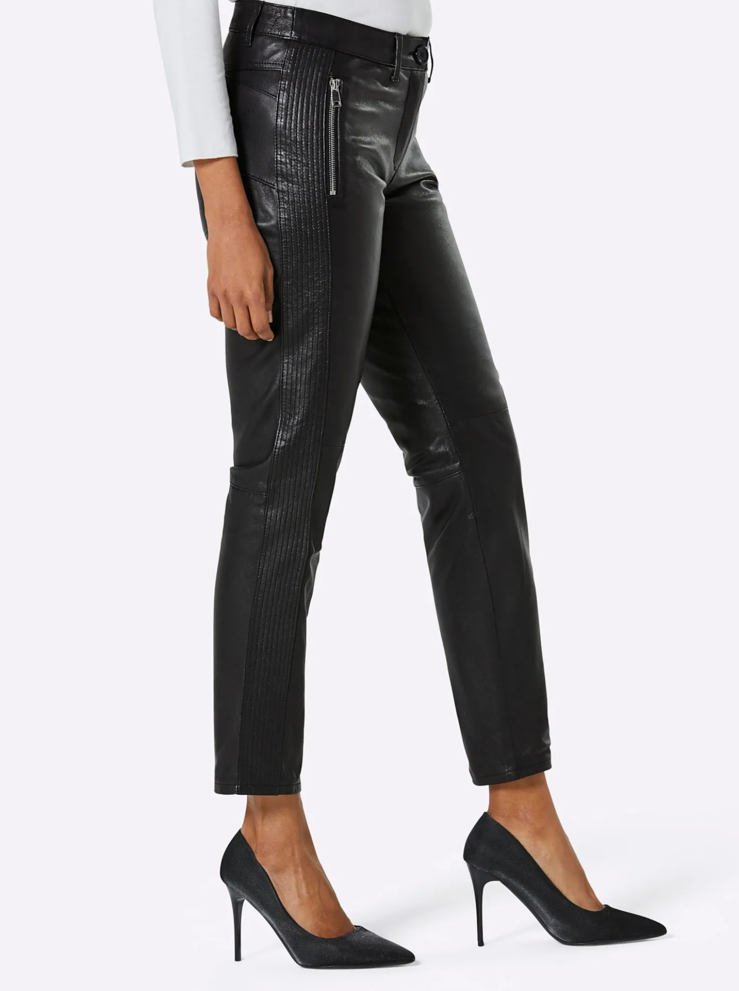 Lederhose mit Ziersteppung seitlich