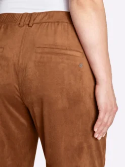 Lederimitathose mit weitem Bein