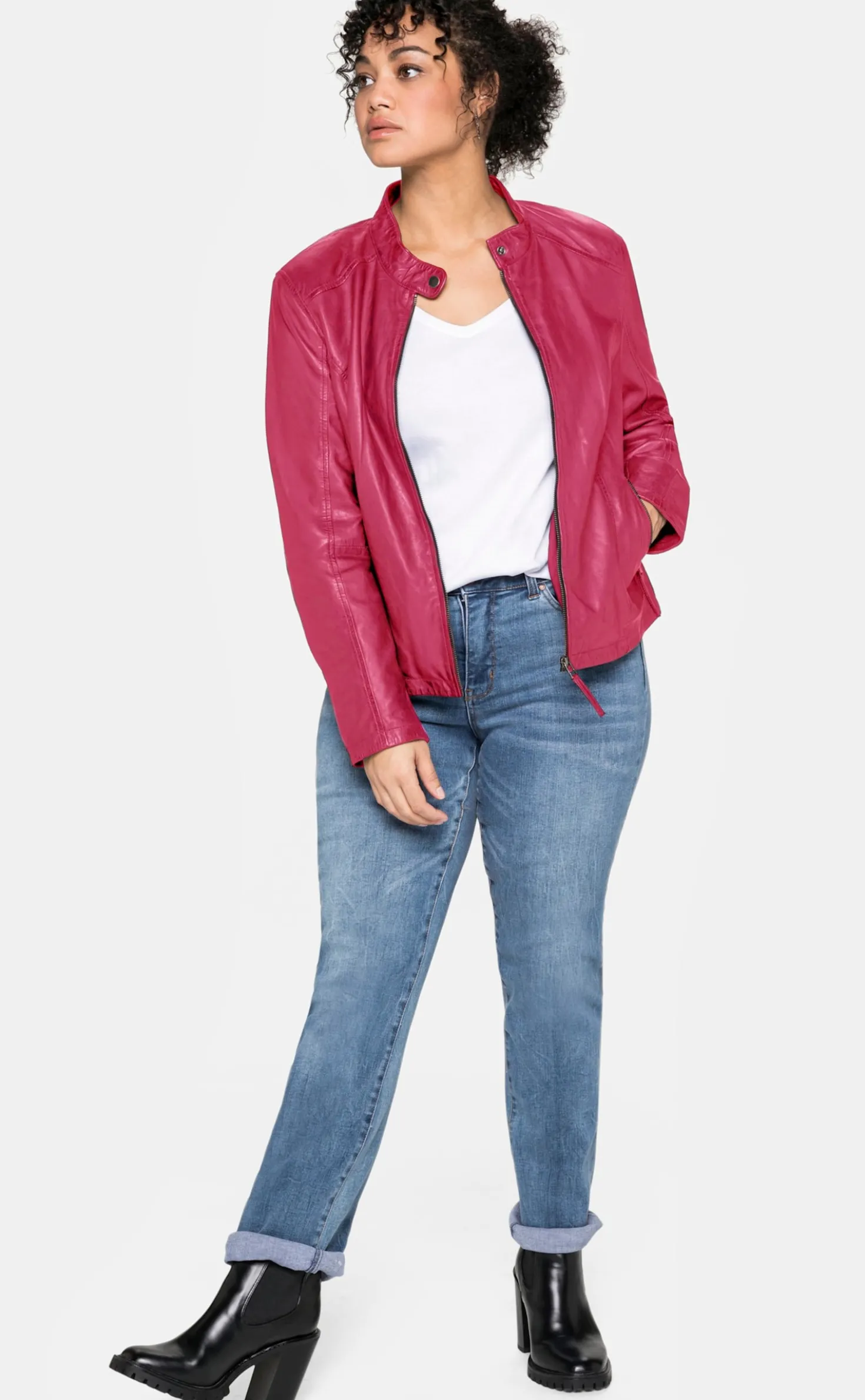 Lederjacke im Biker-Stil
