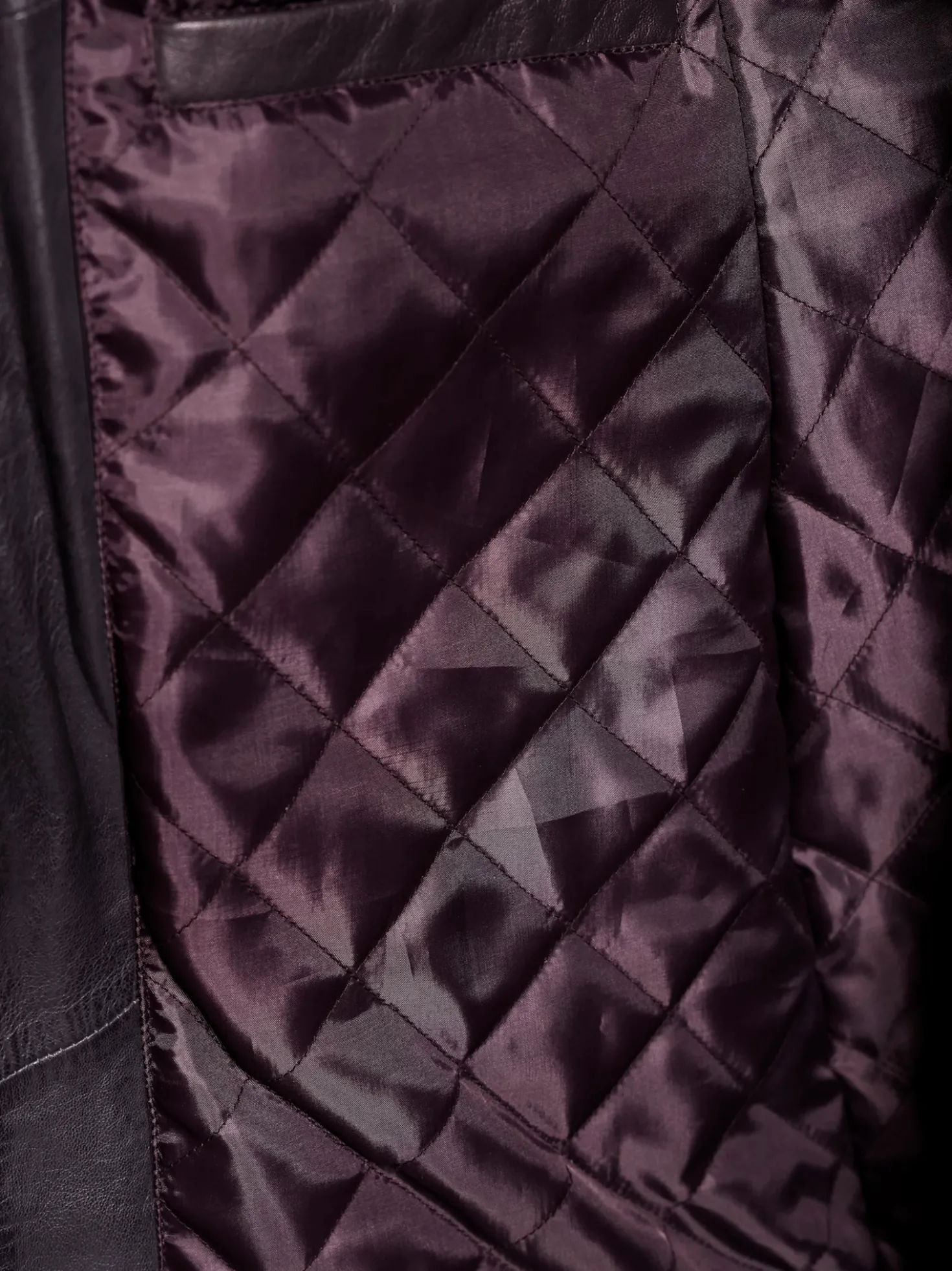 Lederjacke in kaschierender Longform