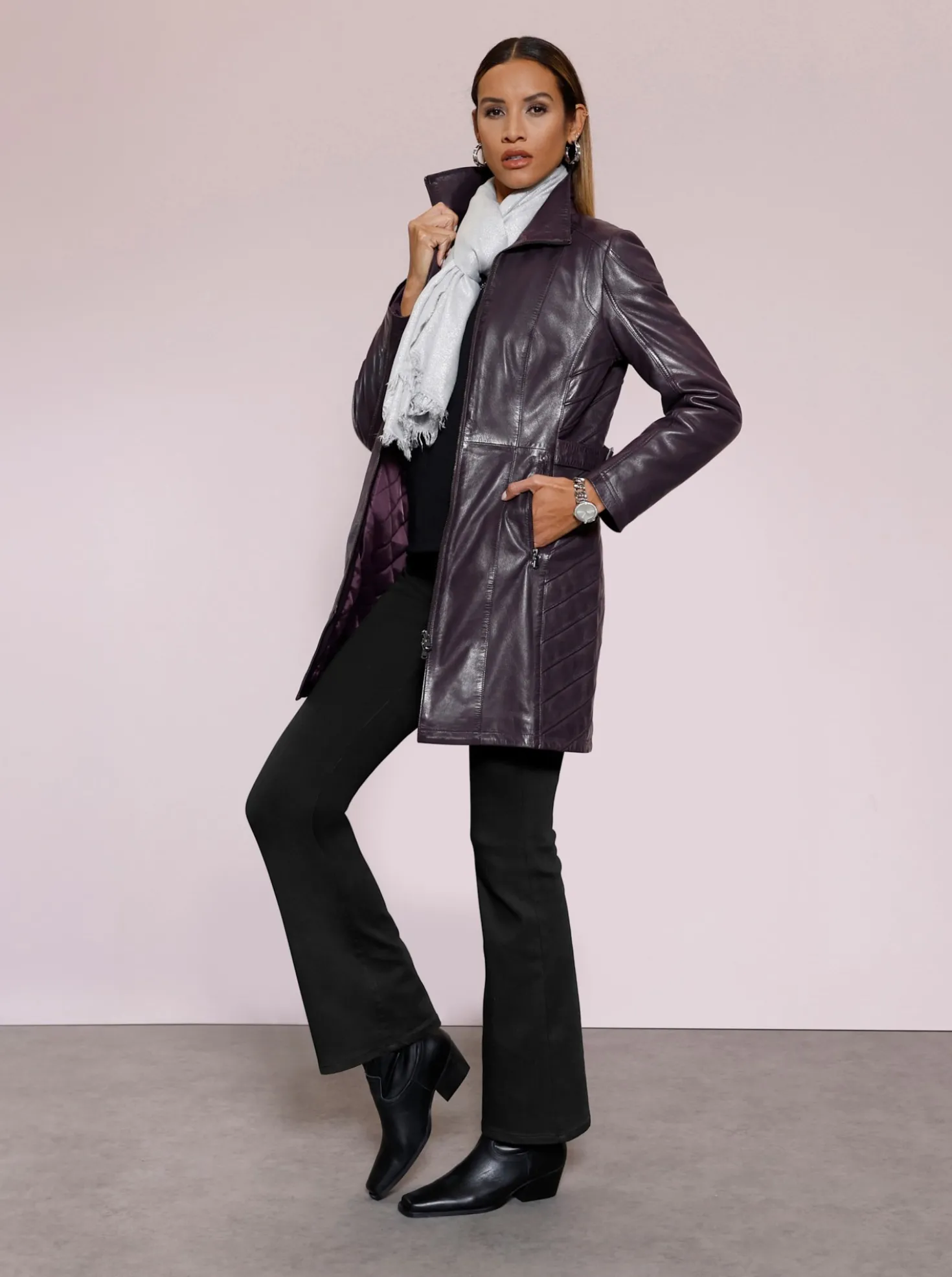 Lederjacke in kaschierender Longform