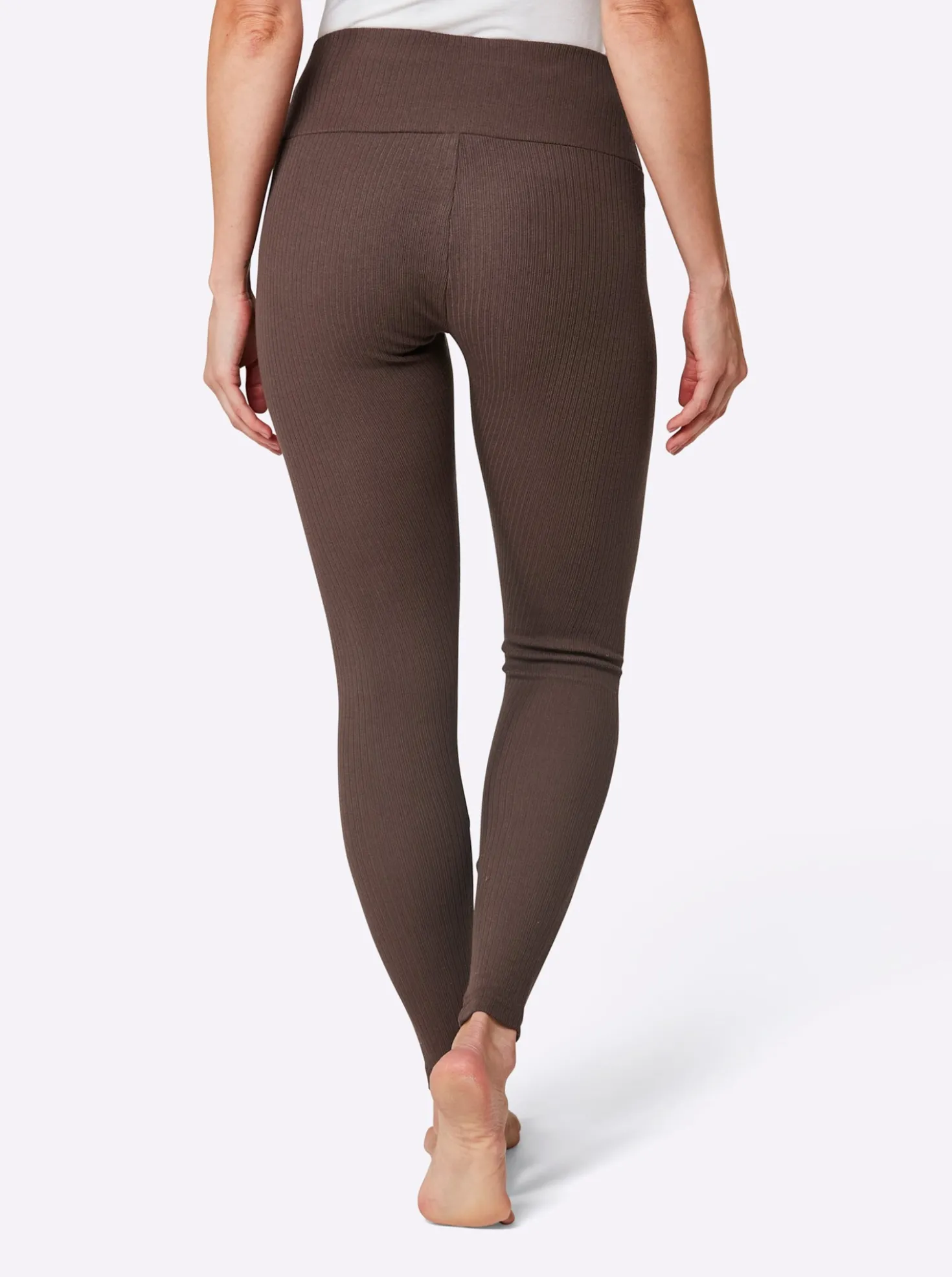 Leggings hinten höher geschnitten