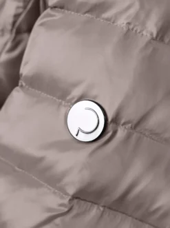 Leichtdaunenjacke mit Pack-away-Beutel für unterwegs