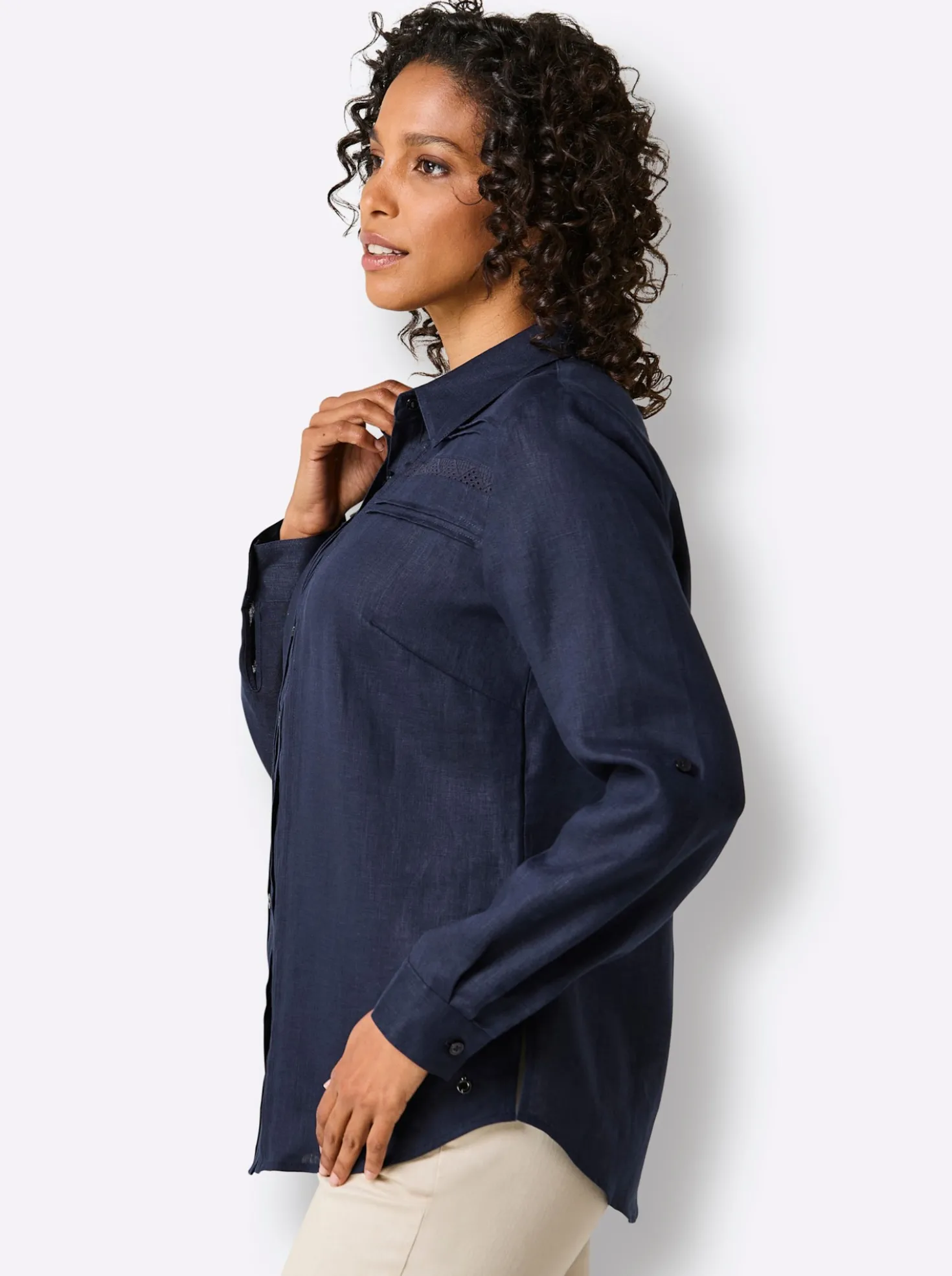 Leinenbluse mit Spitze und Biesen