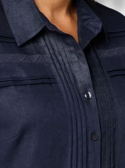 Leinenbluse mit Spitze und Biesen