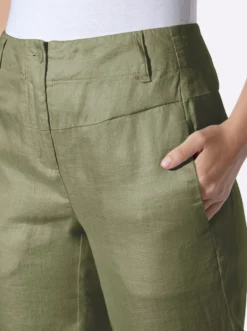Leinenhose mit Längsnähten