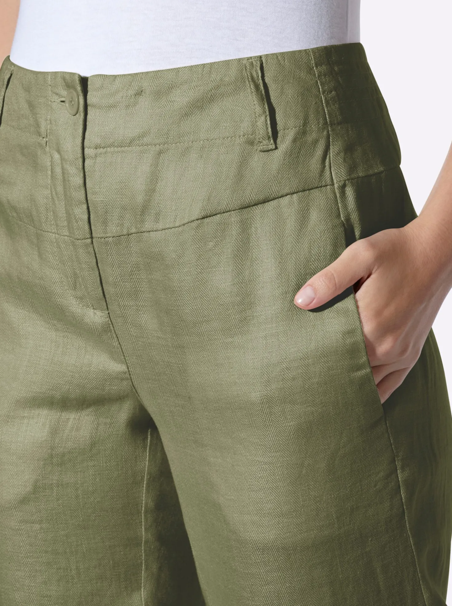 Leinenhose mit Längsnähten