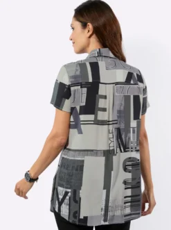 Longbluse in grafischem Dessin