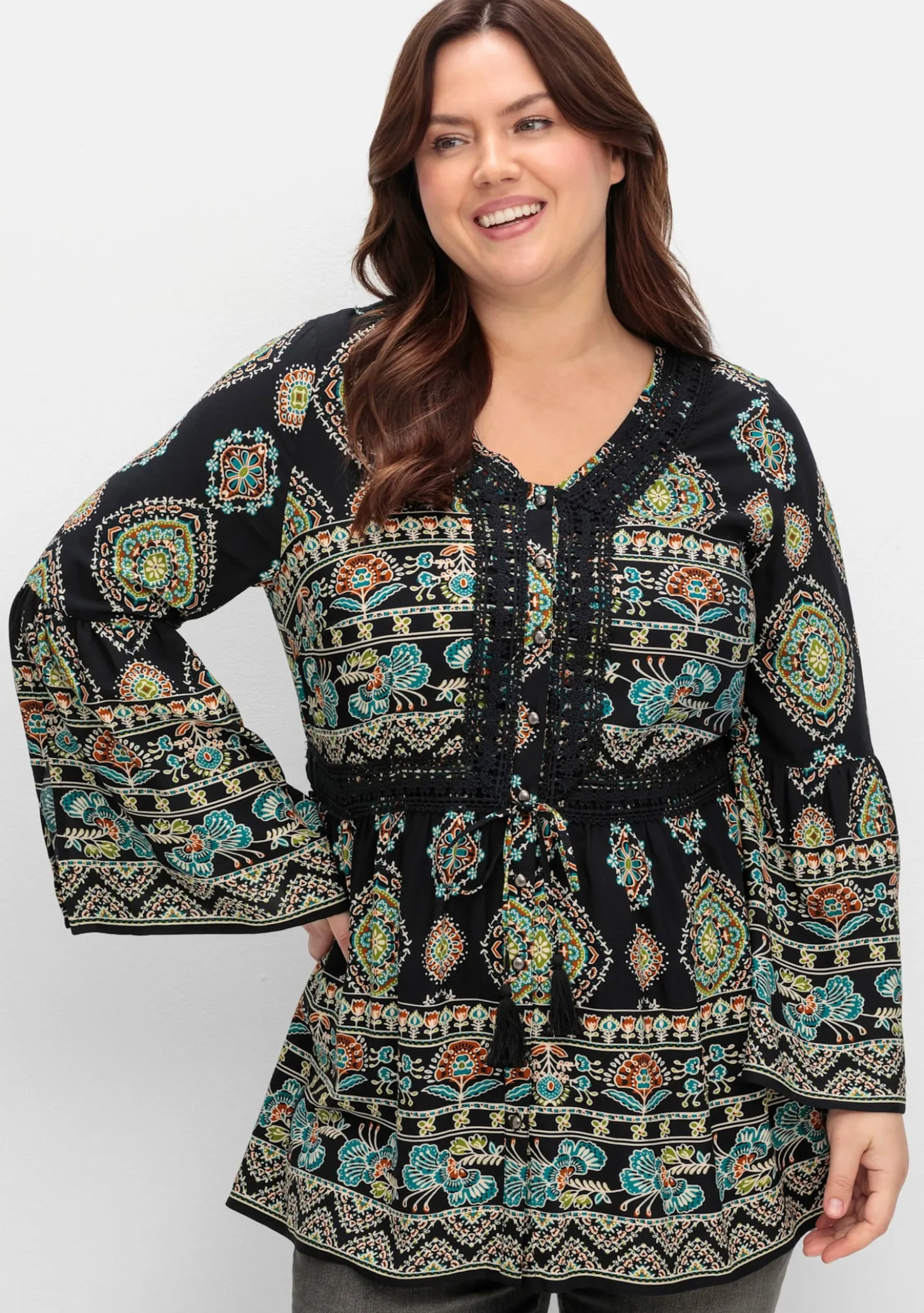 Longbluse mit Trompetenärmeln